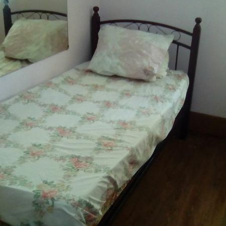 Robert'S Guest House Port of Spain Exterior foto